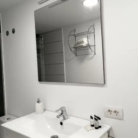 Homeforguest Island 201 Modern & Minimalist Apartments Santa Cruz de Tenerife Buitenkant foto