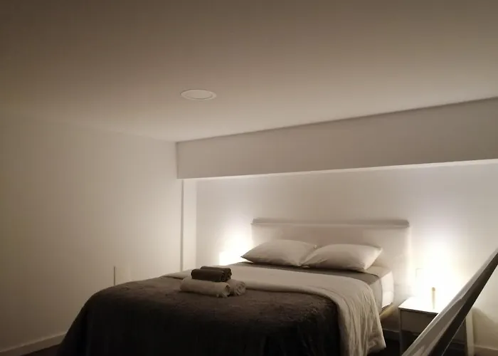 Homeforguest Island 201 Modern & Minimalist Apartments